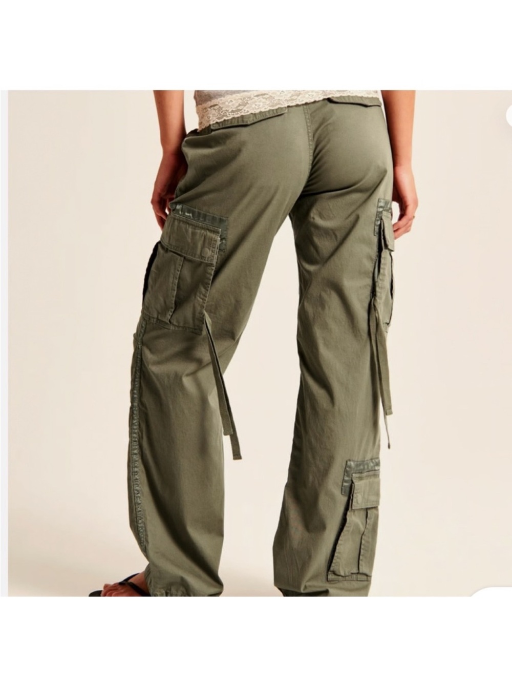 Abercrombie & Fitch Olive Cargo Satin Trim Pants Size 30/10 - Picture 3 of 11